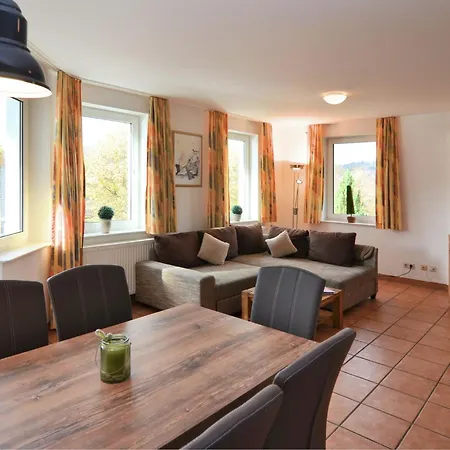 Apartment Modernes In Mit Balkon, Cleaning Included